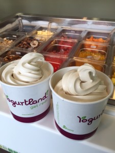 yogurtland cups